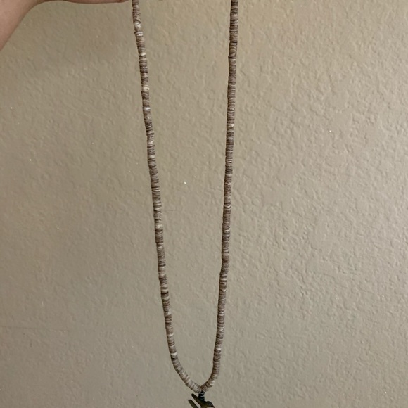 Shell & Abalone Jewelry - Picture 3 of 4